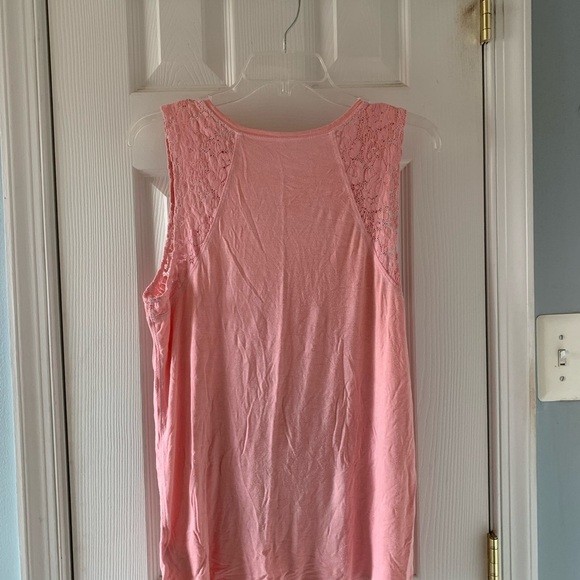 American Eagle Pink Floral Lace Tank - Picture 2 of 3
